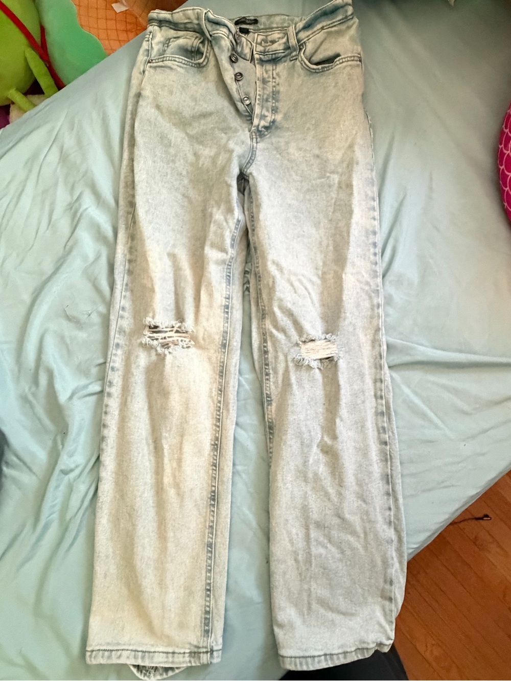 wild fable Light Wash High-Rise Straight Jeans with Knee Distress